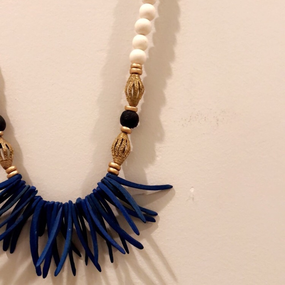 Wooden statement necklace